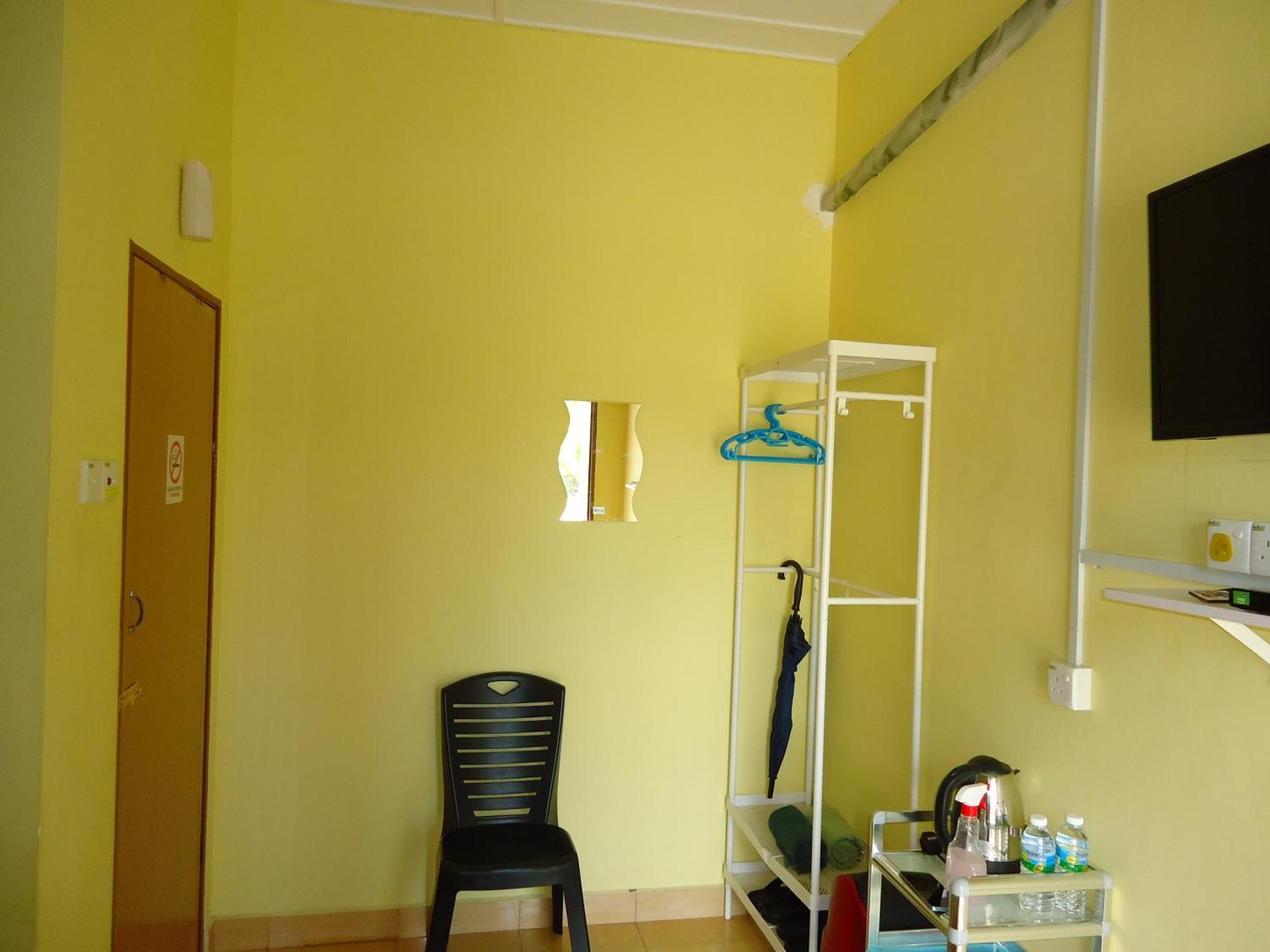 D'Pinggir Guest Room กัวลาทาฮัน ภายนอก รูปภาพ