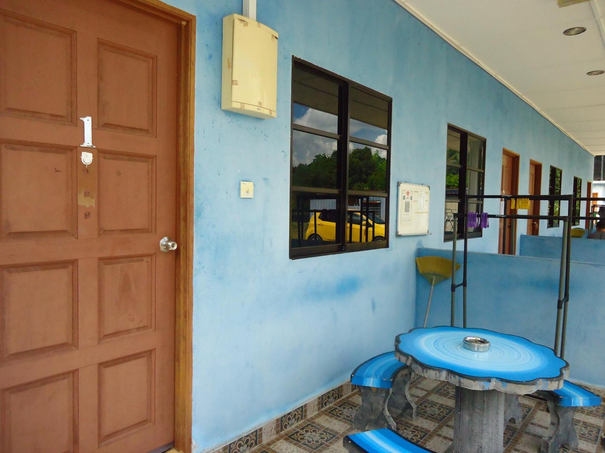 D'Pinggir Guest Room กัวลาทาฮัน ภายนอก รูปภาพ